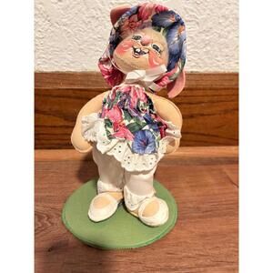 Annalee 1995 Easter Girl Rabbit 14” with Stand and Annalee Societly Doll Tag GUC